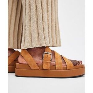 New Jeffrey Campbell Getaway Footbed Sandals - Tan Suede